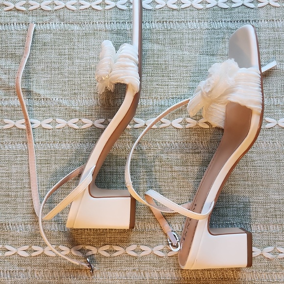 White Bow Knot Chunky Block Heeled Ankle Sandals, Open Toe, 10 - Picture 16 of 16